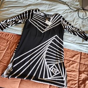 Ashley Stewart Black and White Graphic Tunic Top